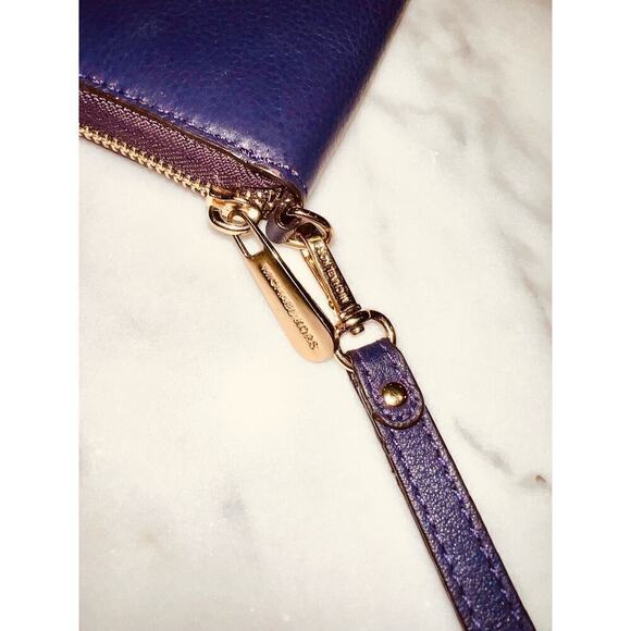 MICHAEL KORS Purple Zip Around Wallet - Picture 3 of 9